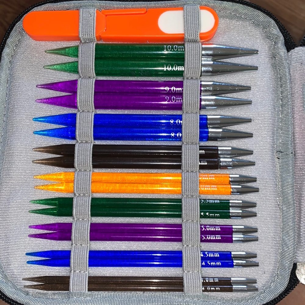Knitting Needles Set